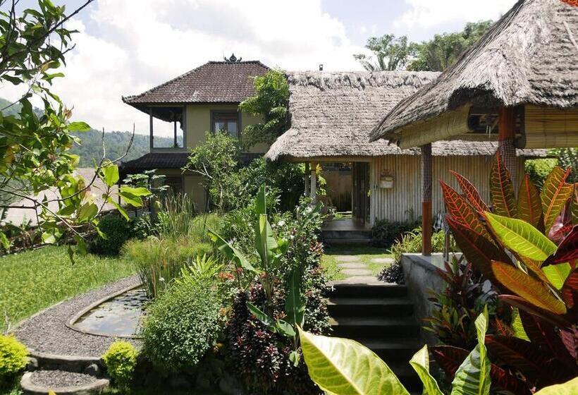 ペンション Embang Homestay