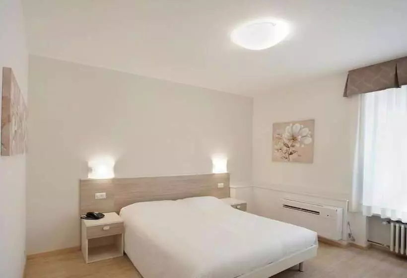Hotelli Roma
