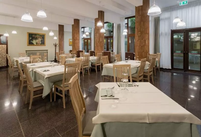 Hotelli Roma