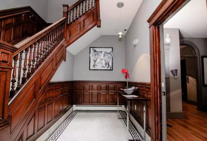 A Stylish Stay W/ A Queen Bed, Heated Floors.. #37