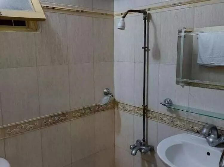 پانسیون Shahrukh Heights