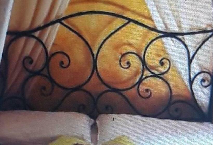 ペンション Triple Room With Private Bathroom