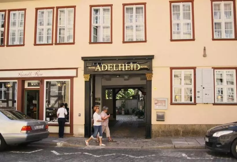 Adelheid Hotel Garni