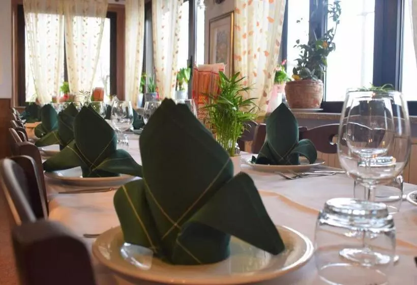 호텔 Albergo Canella