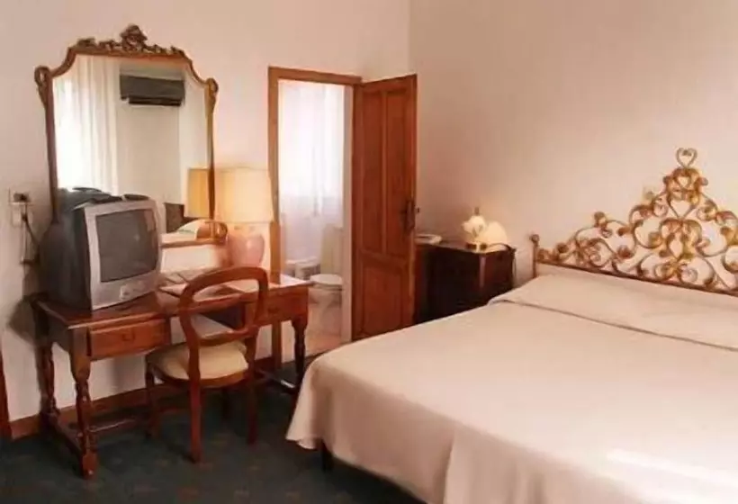 هتل Albergo San Lorenzo
