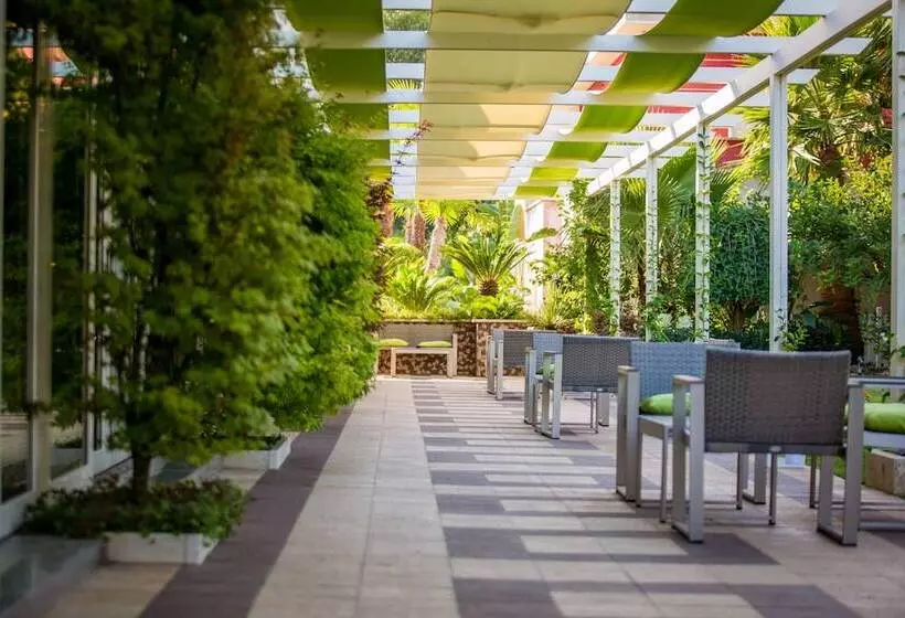 בית מלון כפרי Ares