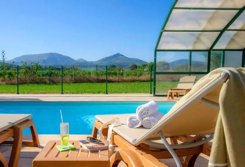 Отель Club Découverte Vacanciel Cambo Les Bains