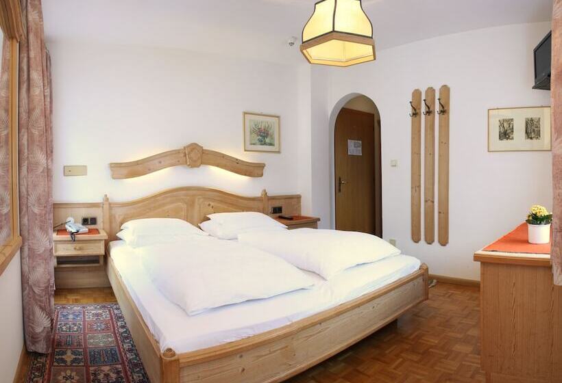 هتل Dolomiti Madonna