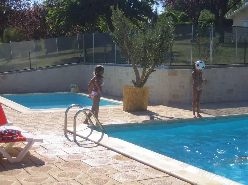 בית מלון כפרי Domaine Le Castagné