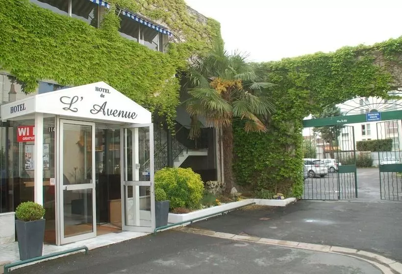 فندق Hôtel De L Avenue