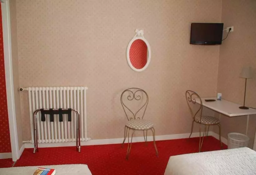 فندق Hôtel De L Avenue