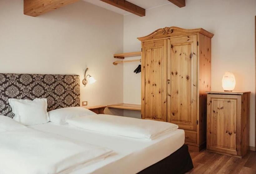 Kristallhotel Corona Krone