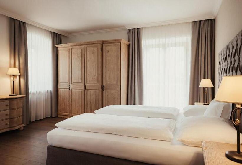 Kristallhotel Corona Krone