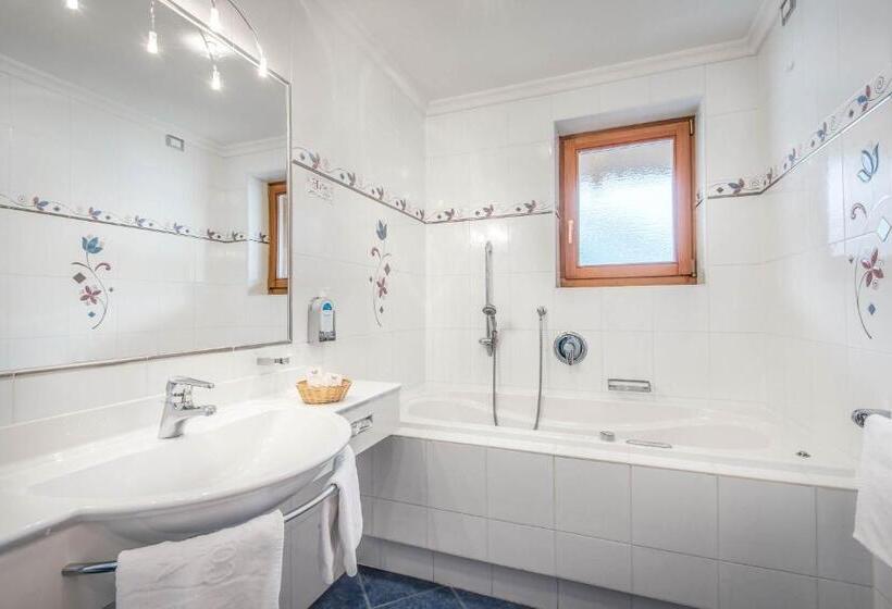 Kristallhotel Corona Krone