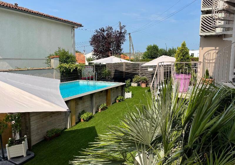 فندق Logis Le Passiflore Cognac