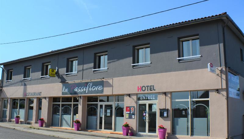 فندق Logis Le Passiflore Cognac