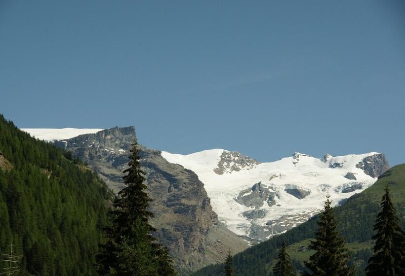 فندق Le Petit Abri