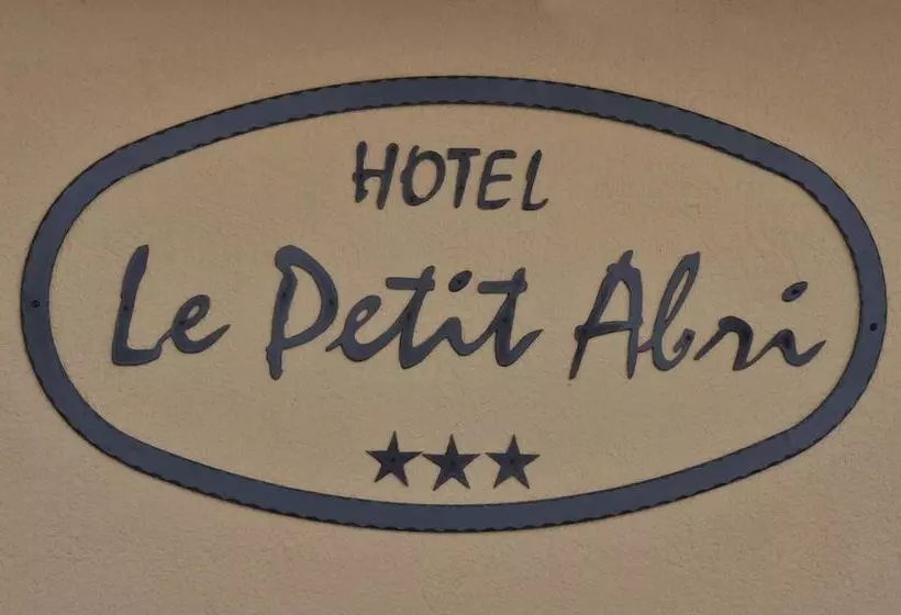 هتل Le Petit Abri