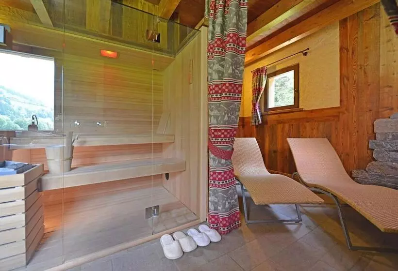 هتل Le Petit Abri