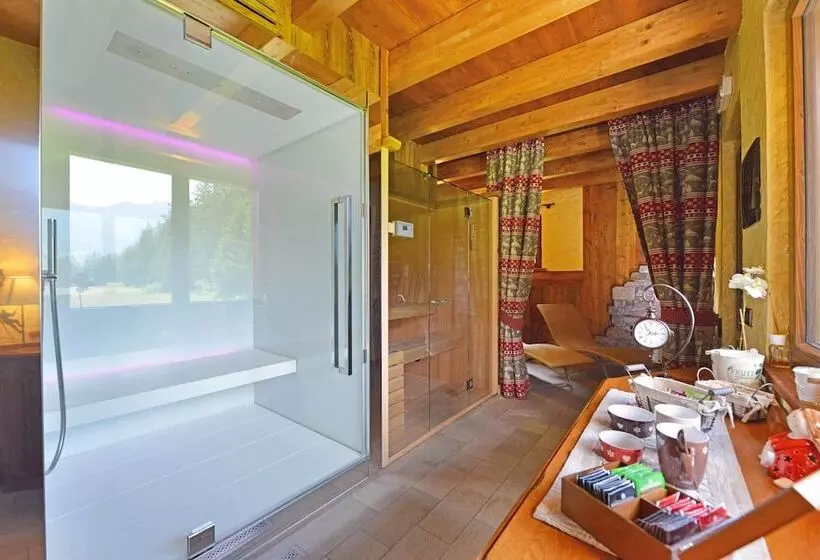 هتل Le Petit Abri