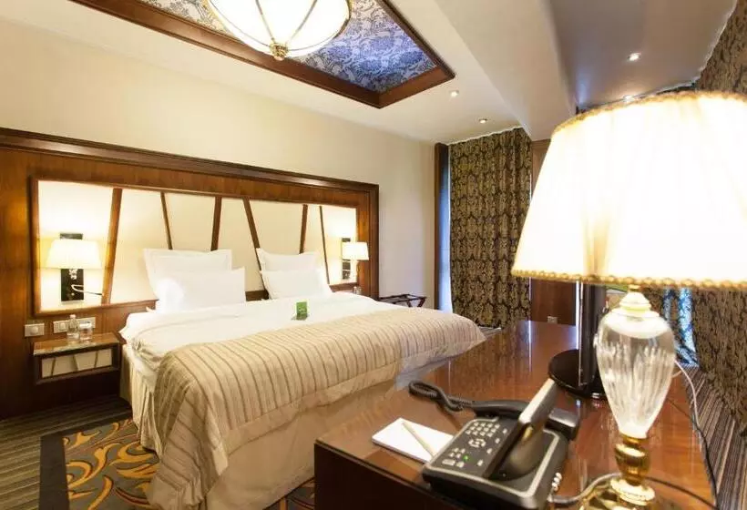 ホテル Metropolis