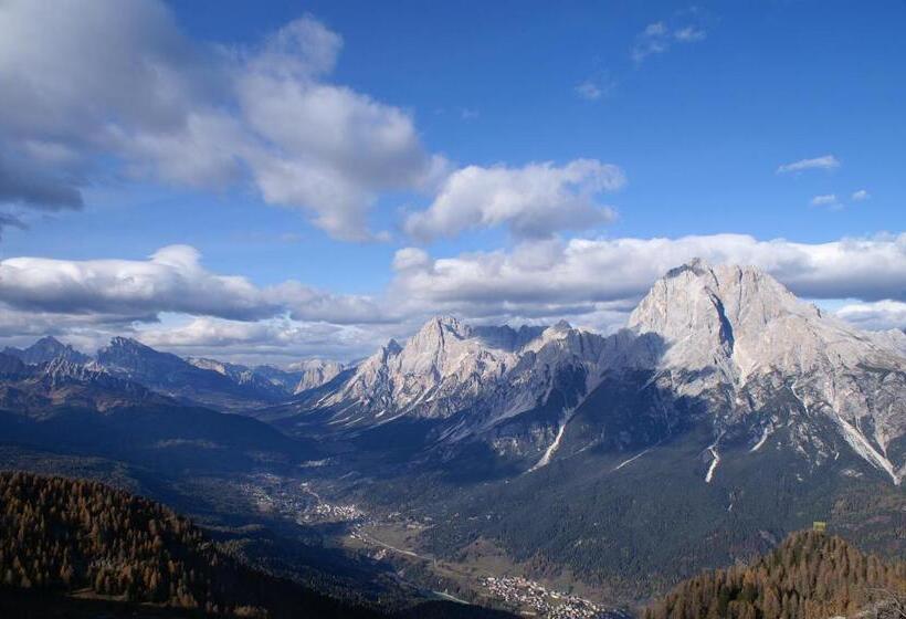 בית מלון כפרי Pontechiesa