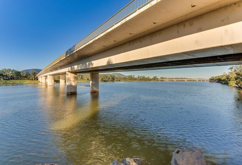 Rockhampton Riverside Central Hotel Official