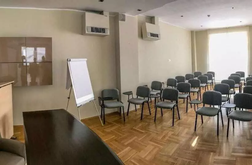 هتل Satu Mare City