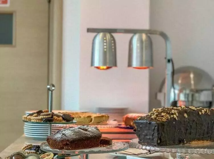 هتل Satu Mare City