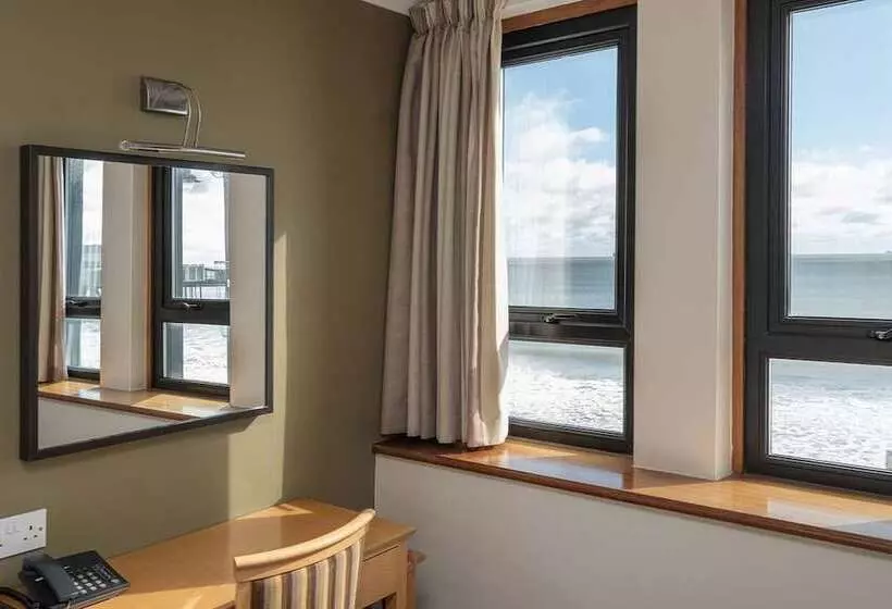 Trouville Hotel By Compass Hospitality