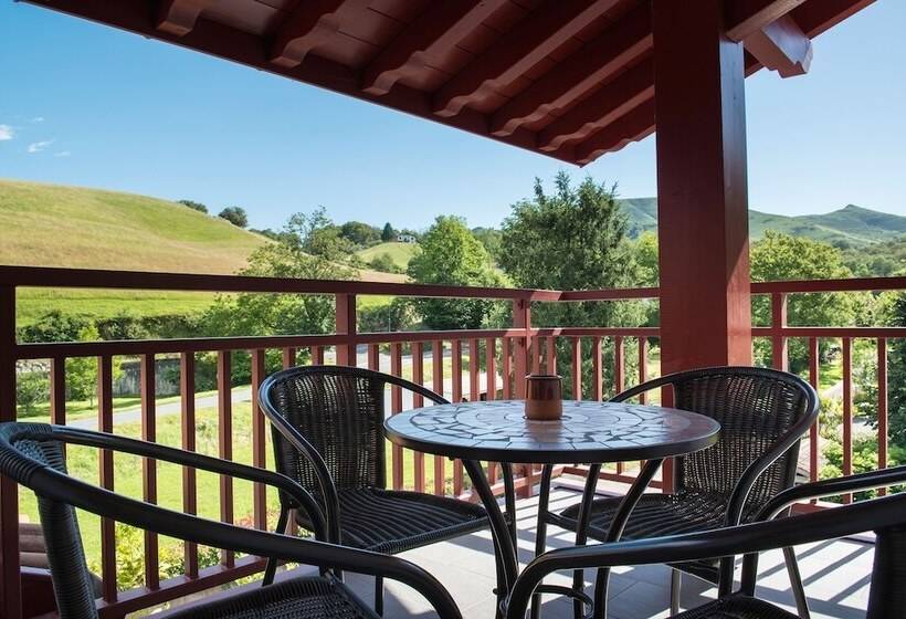 Logis Hotel Ur Hegian