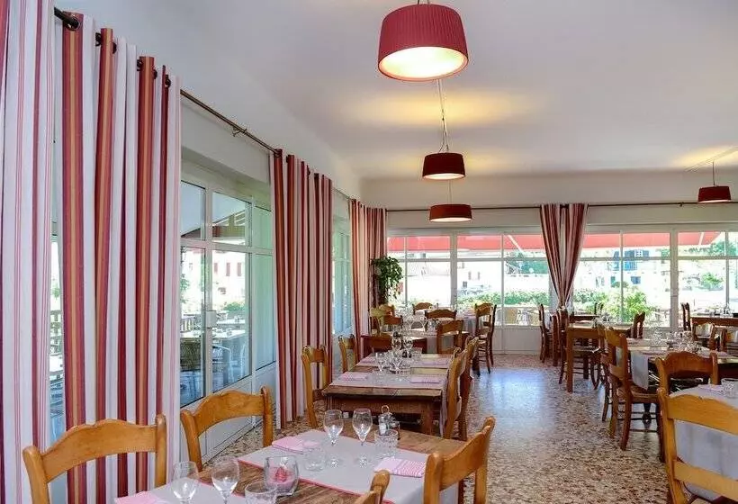 Logis Hotel Ur Hegian