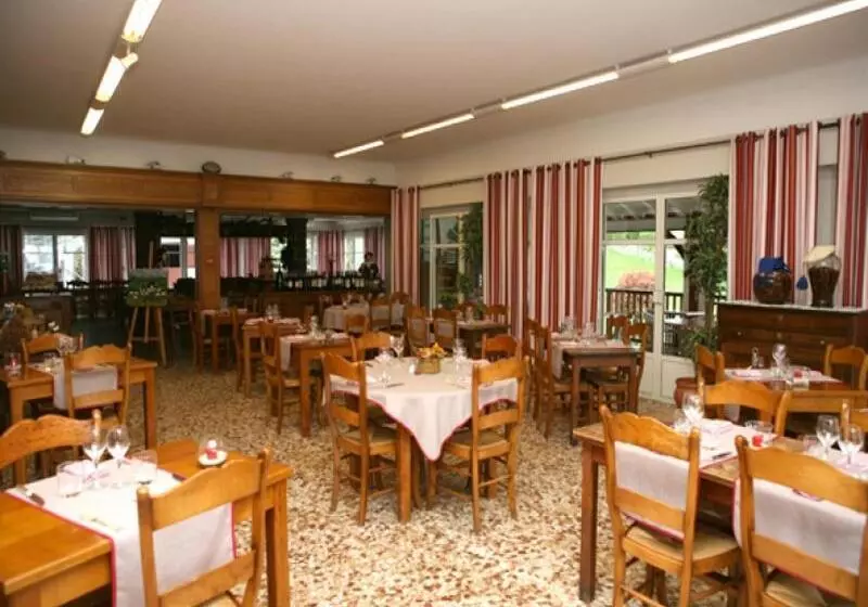 Logis Hotel Ur Hegian