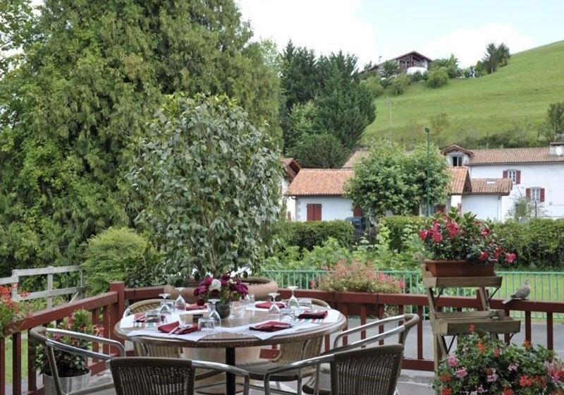 Logis Hotel Ur Hegian