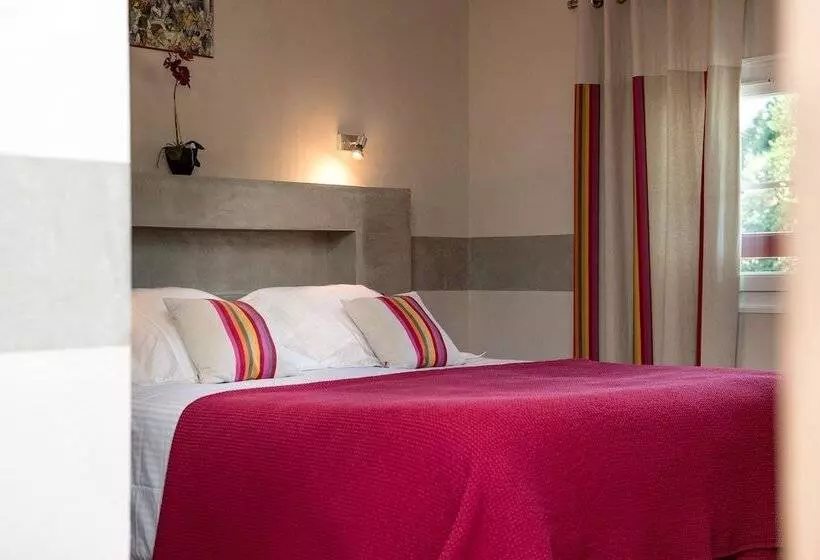 Logis Hotel Ur Hegian