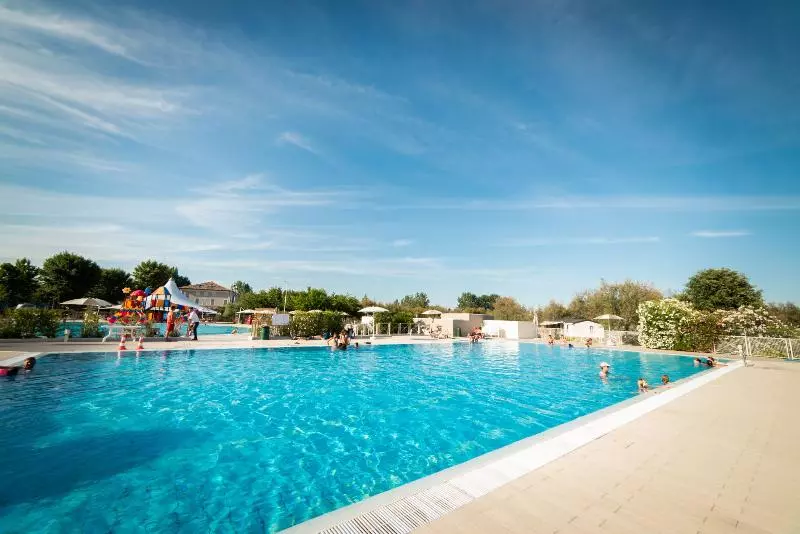 בית מלון כפרי Club Del Sole Vigna Sul Mar Family Camping Village