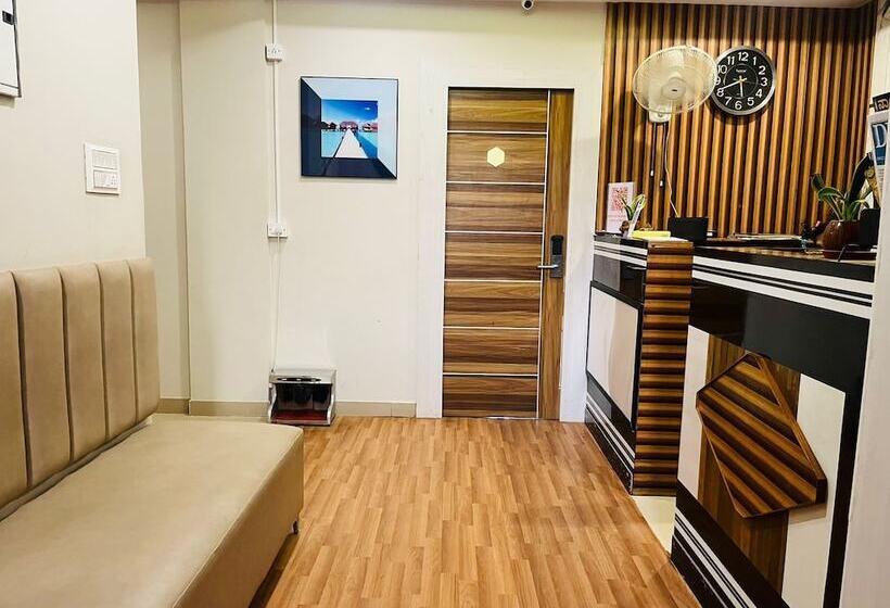 ホテル Avenue Suites