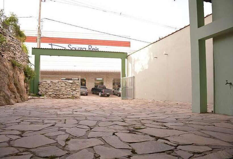 پانسیون Aliens Palace