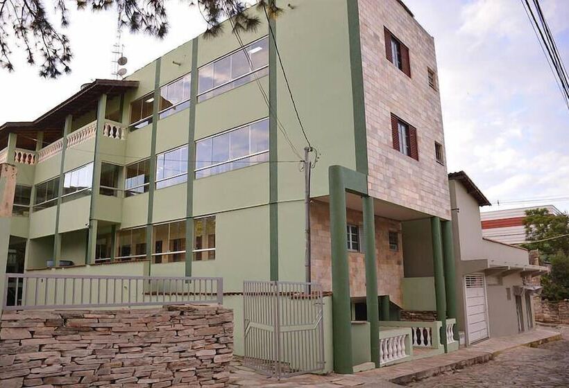 پانسیون Aliens Palace