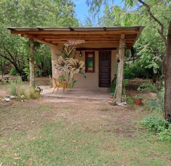 ベッドアンドブレックファースト Surya  En La Casa De Nanda