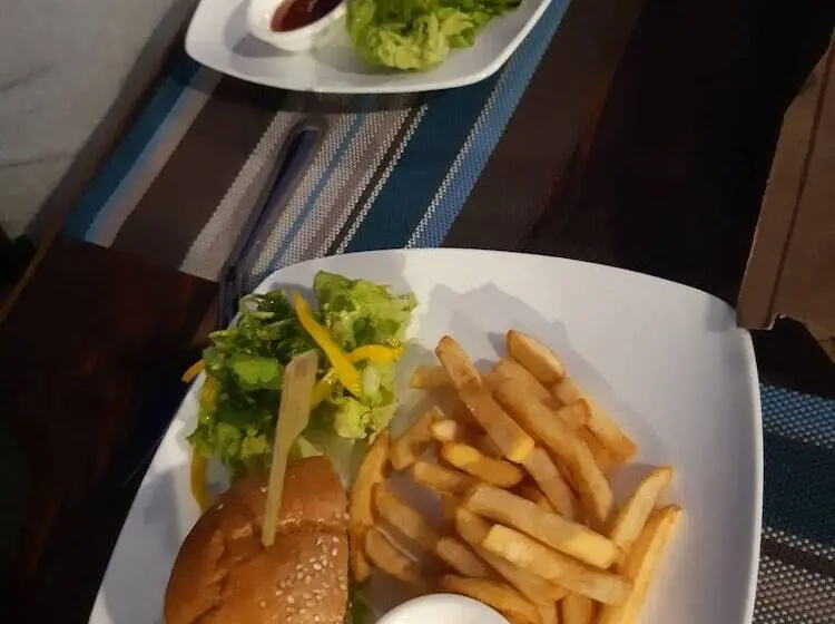 تختخواب و صبحانه Palais Otentik Restaurant N Hotel At Pointe Aux Cannonier Is Well Situated