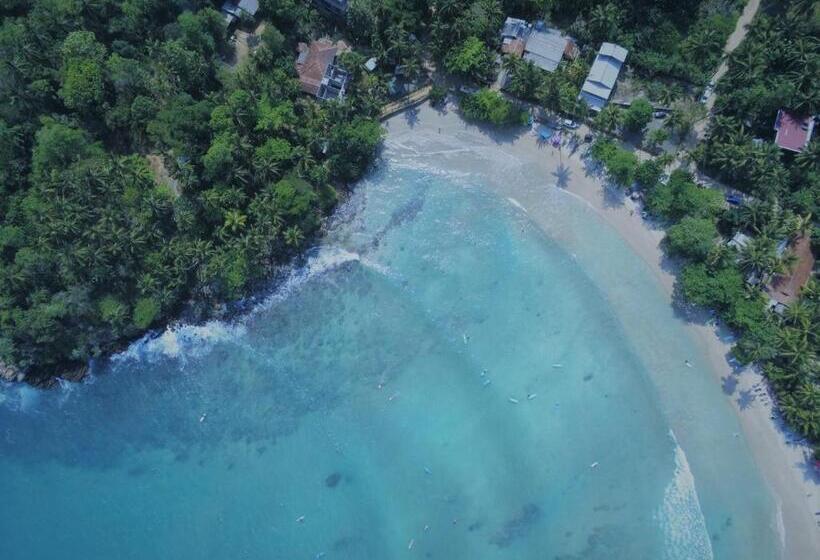 هتل Haven Beach Hiriketiya, Serenevilla Properties