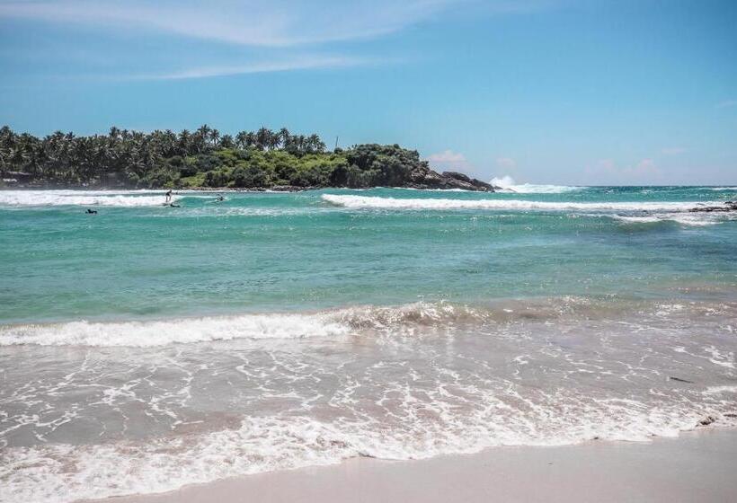 هتل Haven Beach Hiriketiya, Serenevilla Properties