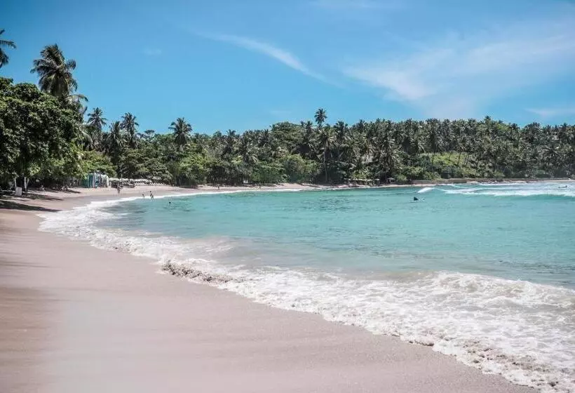 هتل Haven Beach Hiriketiya, Serenevilla Properties