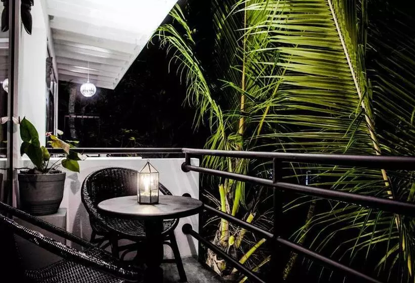 هتل Haven Beach Hiriketiya, Serenevilla Properties