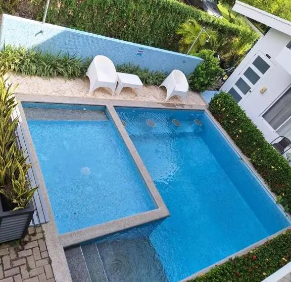 Hotelli Marino Ballena