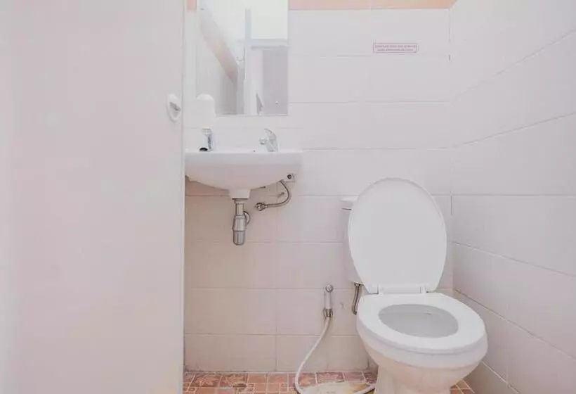 پانسیون Reddoorz @ Jalan Hayam Wuruk Lampung 2