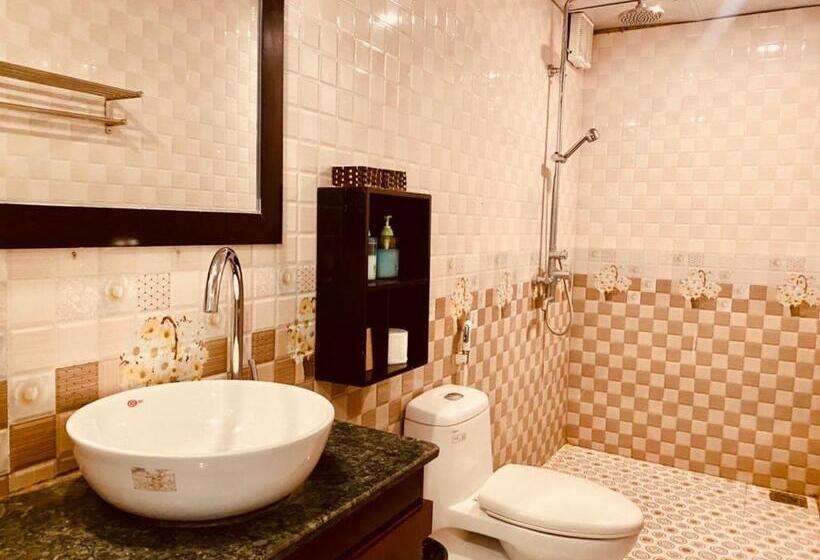 تختخواب و صبحانه Tam Coc Little River Bungalow