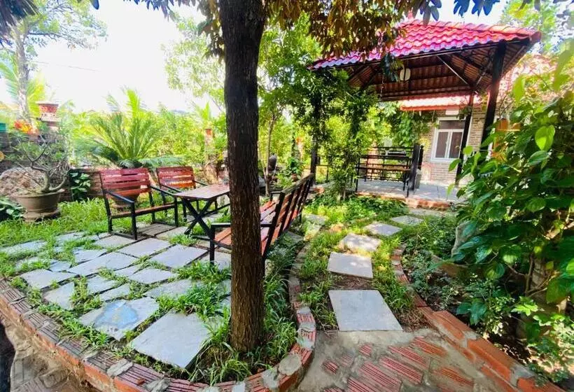 تختخواب و صبحانه Tam Coc Little River Bungalow