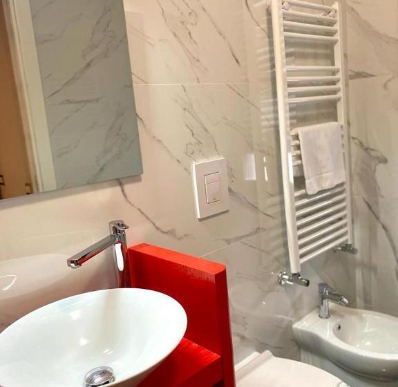 تختخواب و صبحانه Midtown Salerno